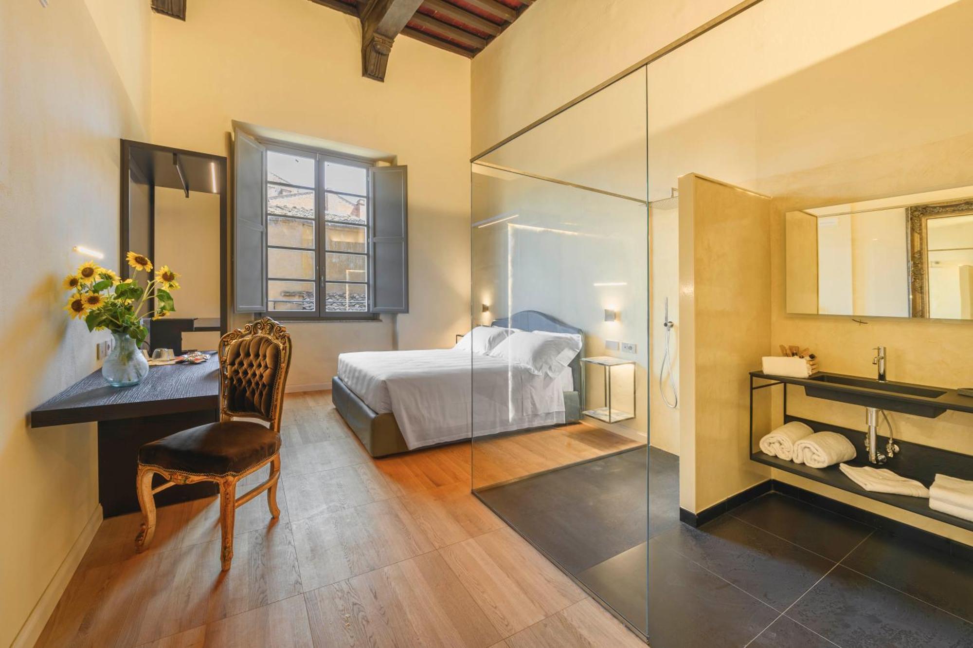 Palazzo Patrizi Suites & Spa Siena Exterior photo
